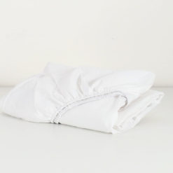 Sotto-Con-Angoli-Mano-Seta-Continuativo-Bianco°