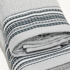 Viso-Ospite-Elegance-Polvere
