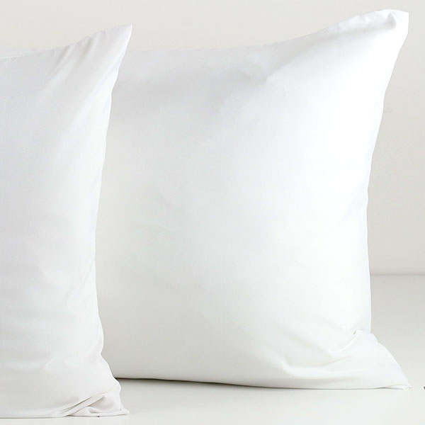 Coppia-Federe-Mano-Seta-Continuativo-Bianco°