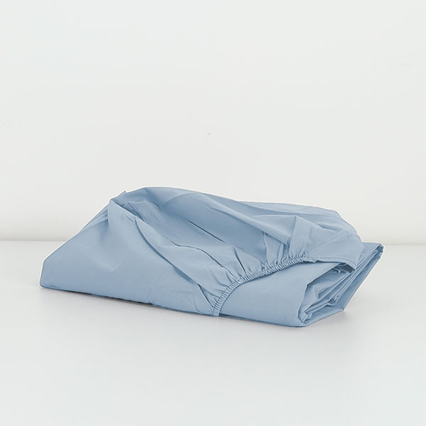 Sotto-Con-Angoli-Arcobaleno-Azzurro