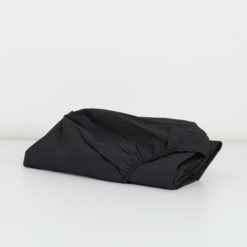 Sotto-Con-Angoli-Arcobaleno-Nero