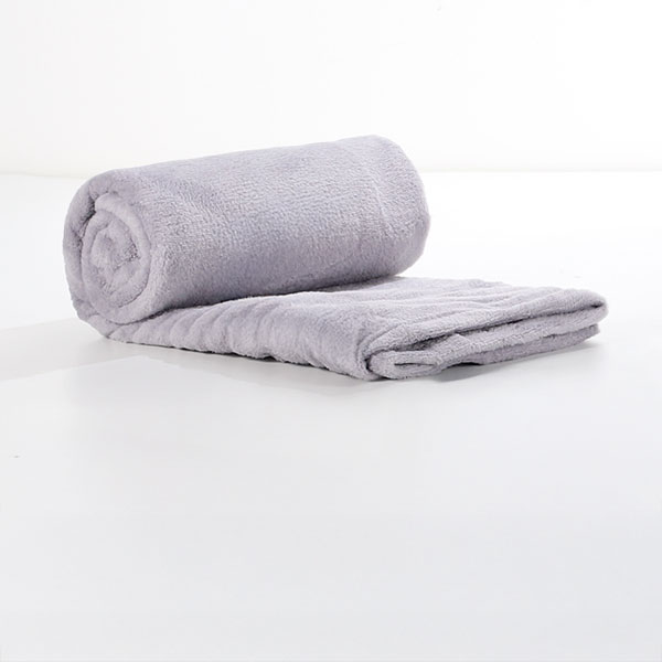 Plaid-In-Pile-Oslo-Perla