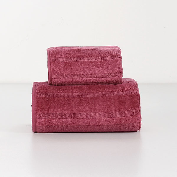 Viso-+-Ospite-Luxor-Red-Velvet