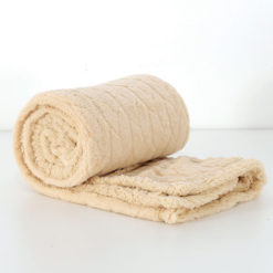 Plaid-in-Pile-Coccola-Crema