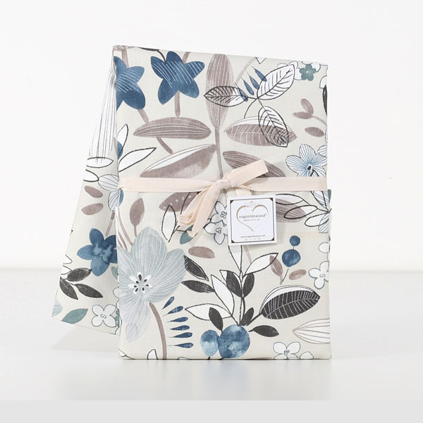 Tovaglia-essenza-Fiori-Blu