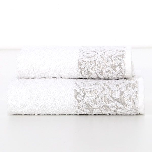 Viso-+-Ospite-Emy-Bianco