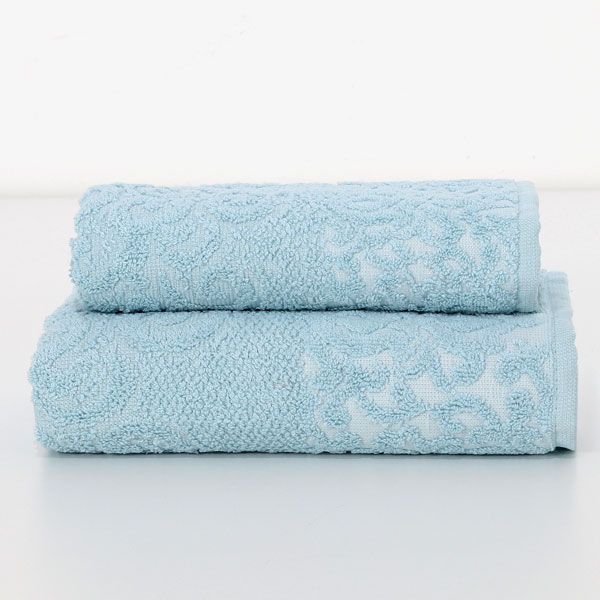 Viso-+-Ospite-Emy-Celeste