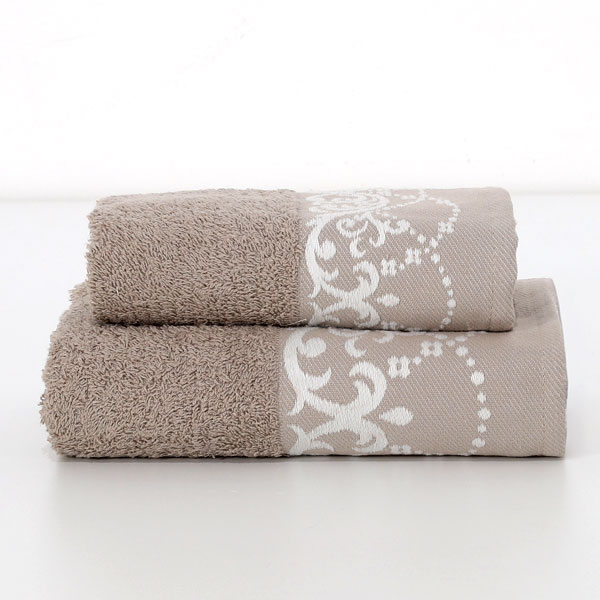 Viso+Ospite-Esmeralda Tortora